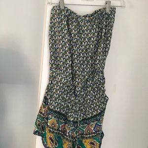 CUTE ROMPER SIZE SMALL